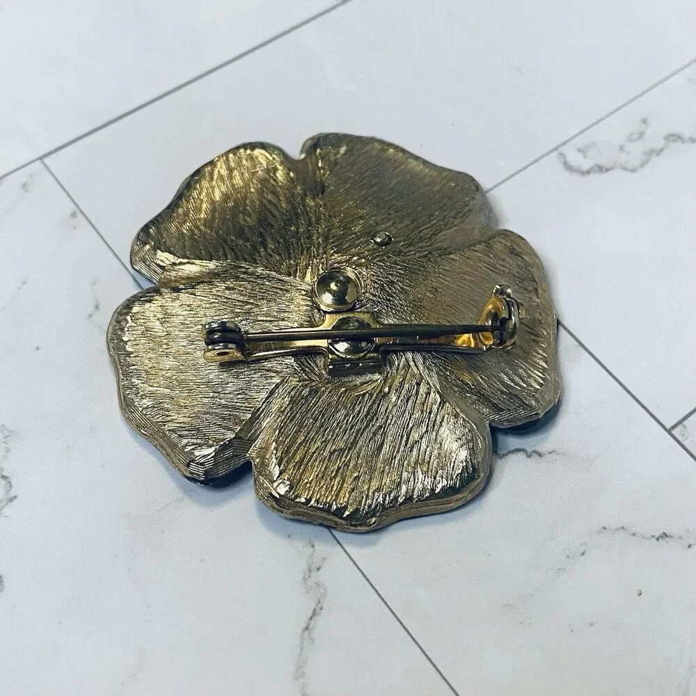 Vintage Blu Biscus Flower Brooch 1.5”